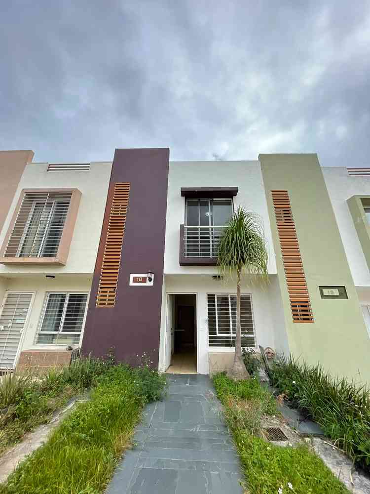 casa en venta avenida campo principes campo real zapopan jalisco pnw2YLi